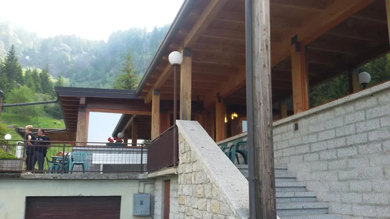 אורחן מלון Saviore dell'Adamello Rifugio Stella Alpina